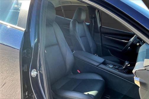 2025 Mazda Mazda3 FWD w/Preferred Package