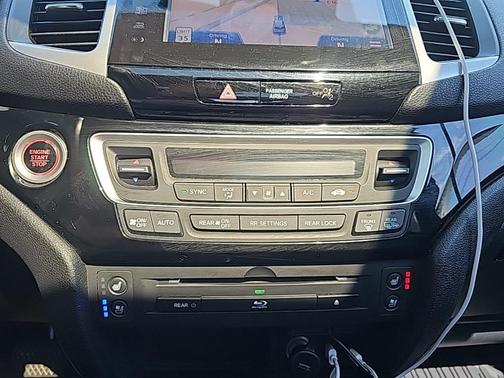 2016 Honda Pilot Elite
