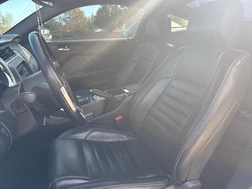 2013 Ford Mustang GT Premium