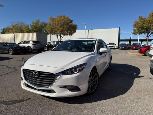 2018 Mazda Mazda3 Touring