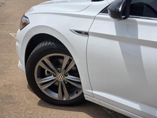 2021 Volkswagen Jetta 1.4T R-Line