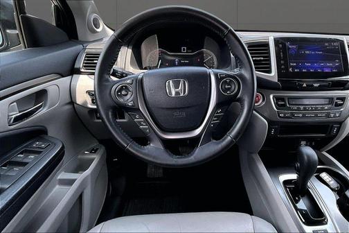 Steel Sapphire Metallic 2018 Honda Pilot EX-L