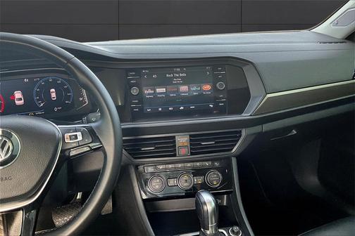 2019 Volkswagen Jetta 1.4T SEL Premium