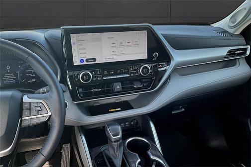 2024 Toyota Highlander Platinum