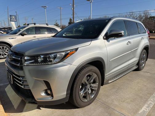 2019 Toyota Highlander Limited Platinum