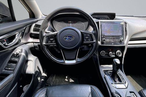 Crystal White Pearl 2019 Subaru Crosstrek 2.0i Limited