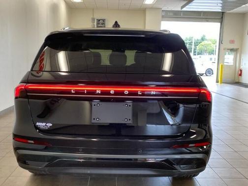 2025 Lincoln Nautilus Black Label