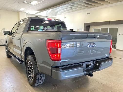 Lead Foot 2021 Ford F-150 XLT