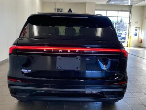 2025 Lincoln Nautilus Black Label