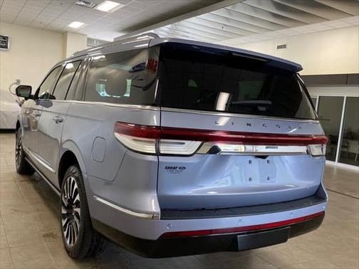 2022 Lincoln Navigator Black Label
