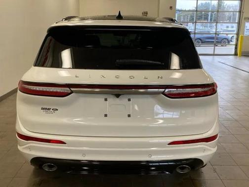 2025 Lincoln Corsair Premiere
