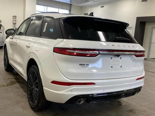 2025 Lincoln Corsair Premiere