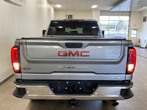 2024 GMC Sierra 2500 SLE