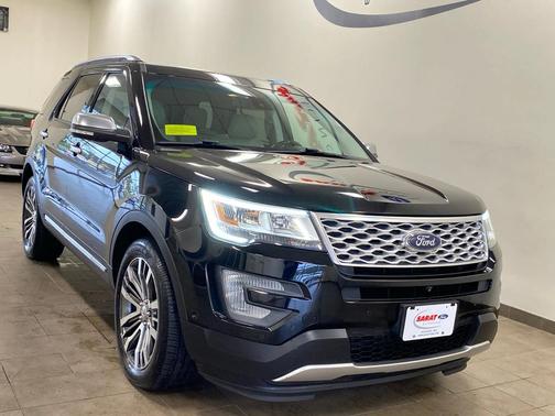 2017 Ford Explorer Platinum