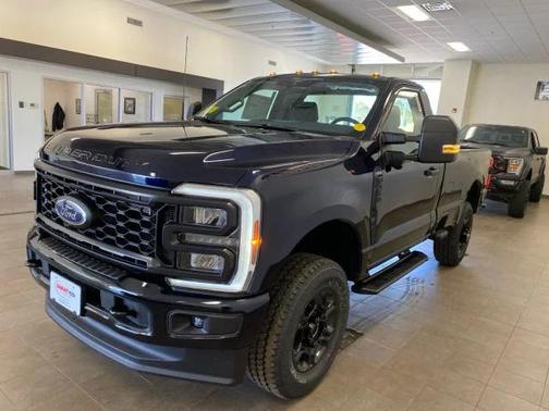 2025 Ford F-350 XLT