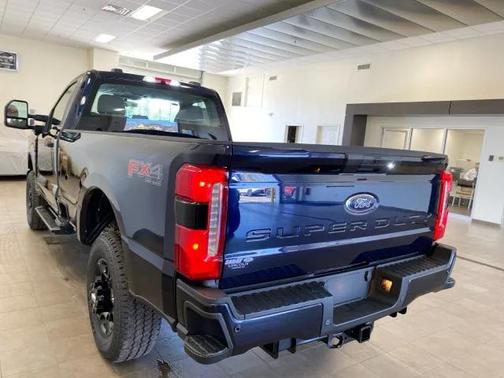 2025 Ford F-350 XLT