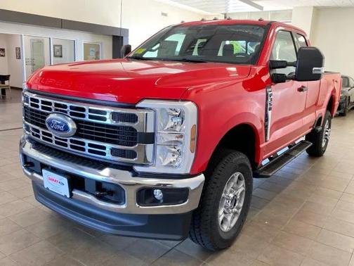 2026 Ford F-350 XLT