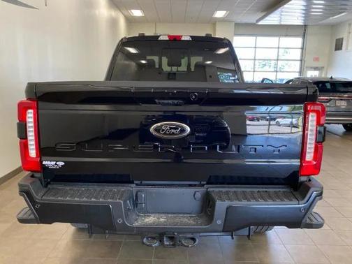 2025 Ford F-350 Lariat