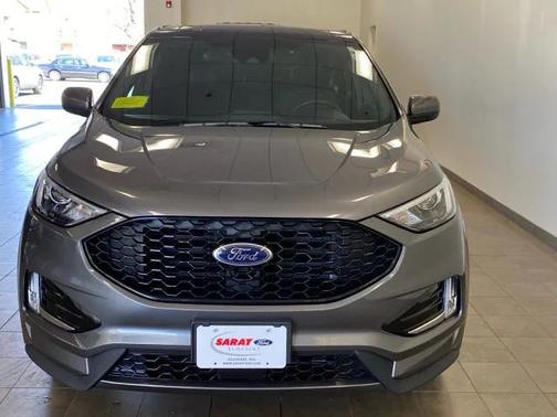 2022 Ford Edge ST Line