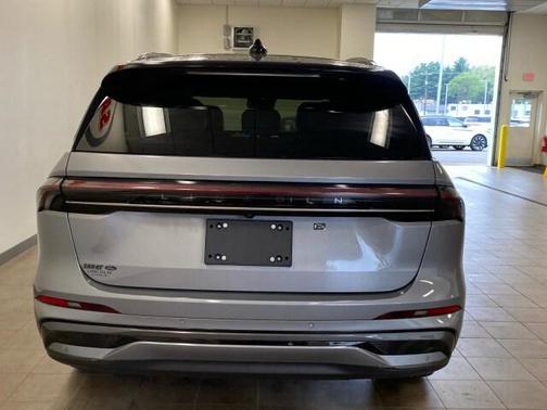 2025 Lincoln Nautilus Black Label