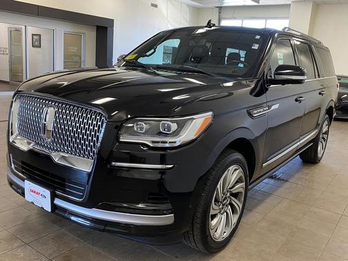 2023 Lincoln Navigator Reserve
