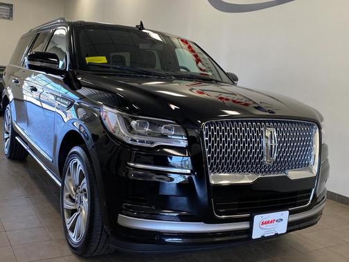 2023 Lincoln Navigator Reserve