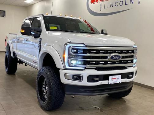 2024 Ford F-350 Platinum