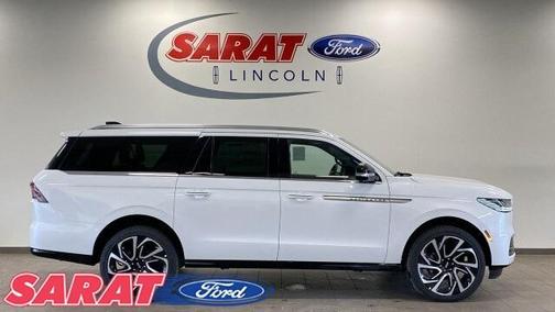 Pristine White Metallic Tri-Coat 2026 Lincoln Navigator Reserve