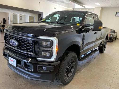 2025 Ford F-350 XLT