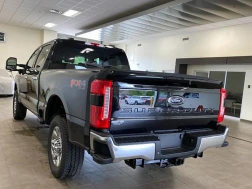 2025 Ford F-350 Lariat