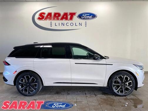 2025 Lincoln Nautilus Reserve