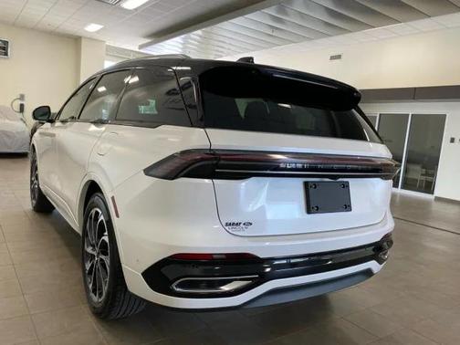 2024 Lincoln Nautilus Reserve