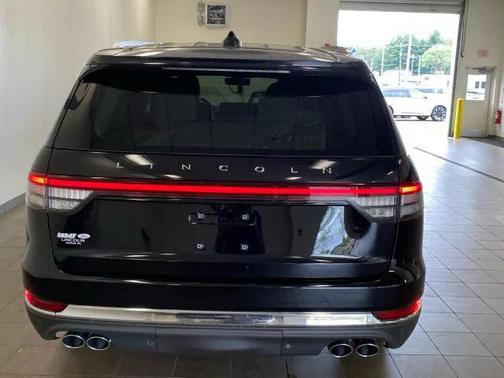2025 Lincoln Aviator Premiere