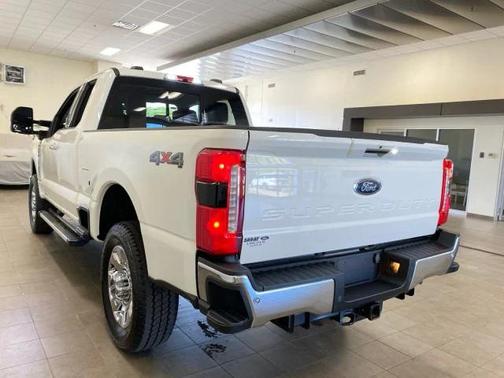 2024 Ford F-350 Lariat