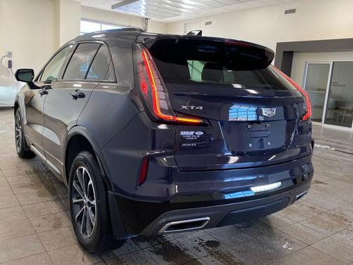 2025 Cadillac XT4 Sport