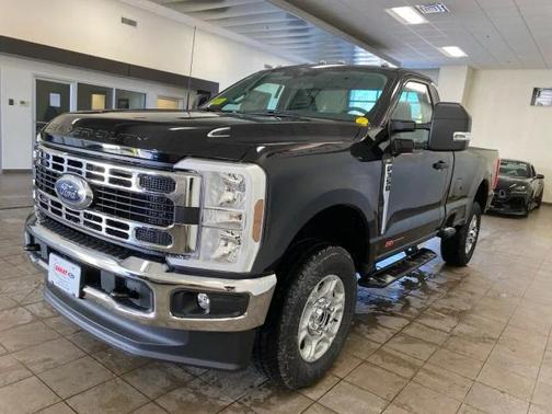 2025 Ford F-350 XLT