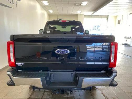 2025 Ford F-350 XLT