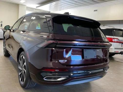 2025 Lincoln Nautilus Black Label