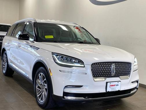 2023 Lincoln Aviator Standard AWD