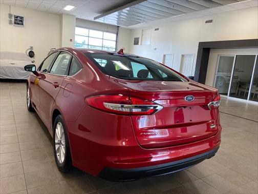 2020 Ford Fusion SE