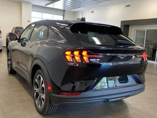 2024 Ford Mustang Mach-E Select