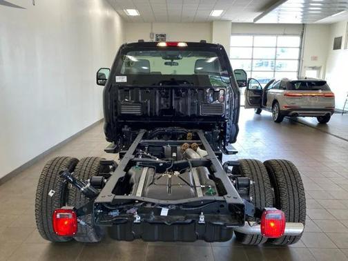 2025 Ford F-350 XL