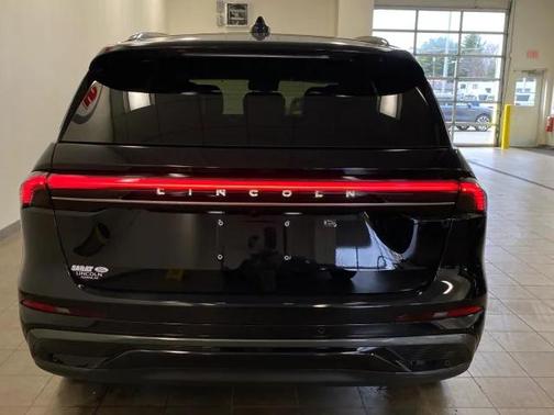 2024 Lincoln Nautilus Black Label