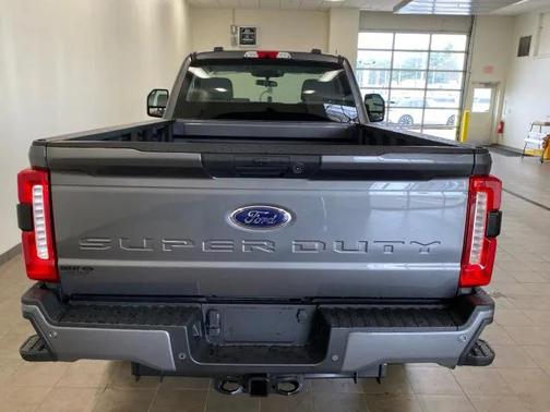 2025 Ford F-350 XLT