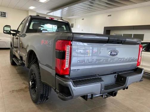 2025 Ford F-350 XLT