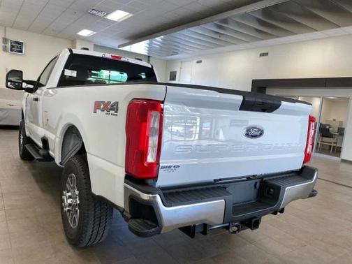 2025 Ford F-350 XLT