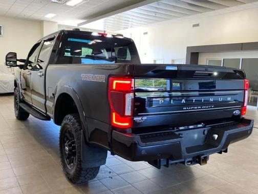 2022 Ford F-350 Platinum