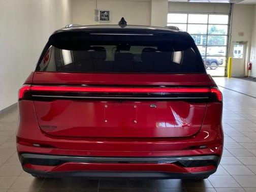 2024 Lincoln Nautilus Reserve