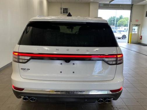 2025 Lincoln Aviator Premiere