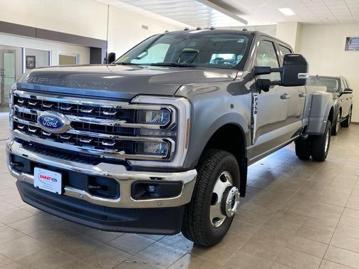 Carbonized Gray Metallic 2024 Ford F-350 Lariat